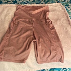 Pink pregnancy active shorts